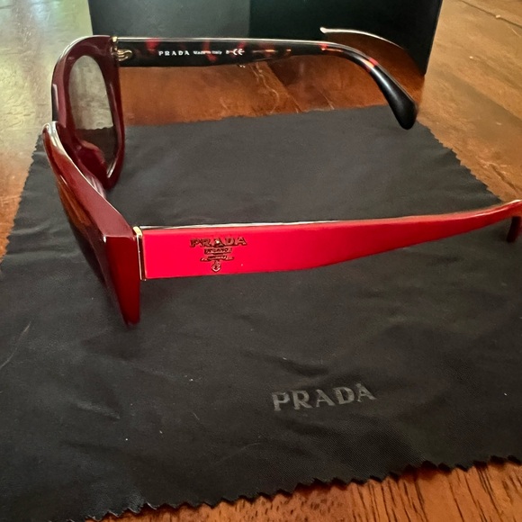 Prada Red Cat-Eye Sunglasses - Picture 4 of 6
